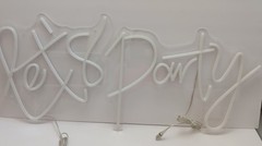 White LED Light Up «Let’s Party» Plastic Party Sign, Text Pattern Party Theme