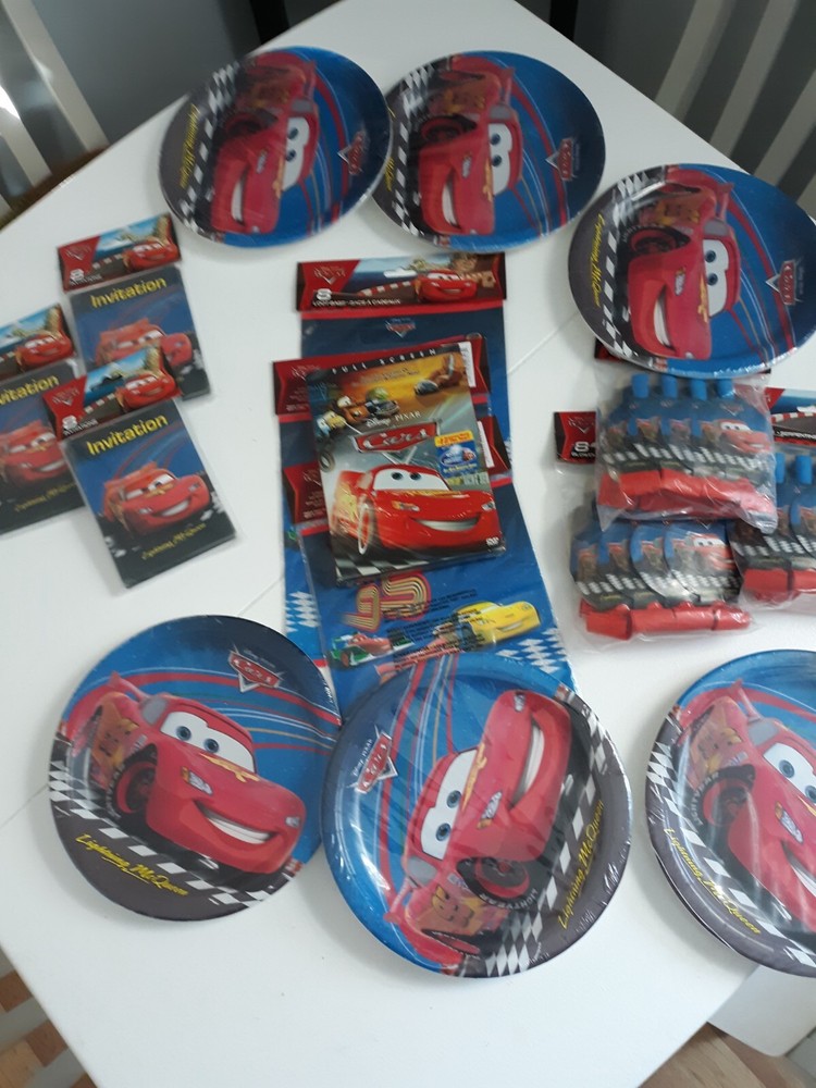Disney Cars Birthday Party Invitations,loot Bags,horns & Plates PLUS SEALED DVD