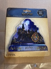 Harry Potter Table Cover – (4) Wands – Cake Topper/Flashing Decoration New!
