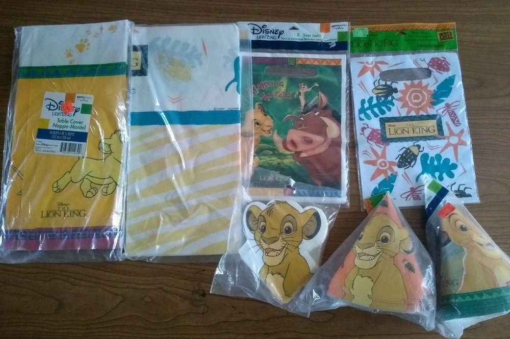 7pc Vintage Disney Lion King Birthday Party Decoration Hats Napkins Treat Bags
