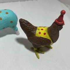 Ankyo Party Farm Animals Wearing Birthday Hats Lot Of 2 Sheep Rooster Chicken