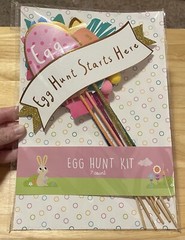Easter Egg Hunt Sign Kit – 7 Count Egg Bunny Carrot Tulip