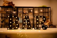 Versatile LED Light Up Numbers – Black & Gold Party Decorations for Events