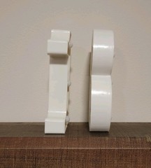 1 & 8 Light-up Plastic Marquee Numbers, White with Gold, 6.25″