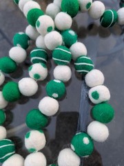 LOT ST PATRICK’S PARTY BANNERS GARLAND SHAMROCKS CLOVERLEAFS DECOR NECKLACES