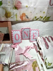 Little Miss Onederful 1st Birthday Decor Banner Tablecloth 25 Gift Box Streamers
