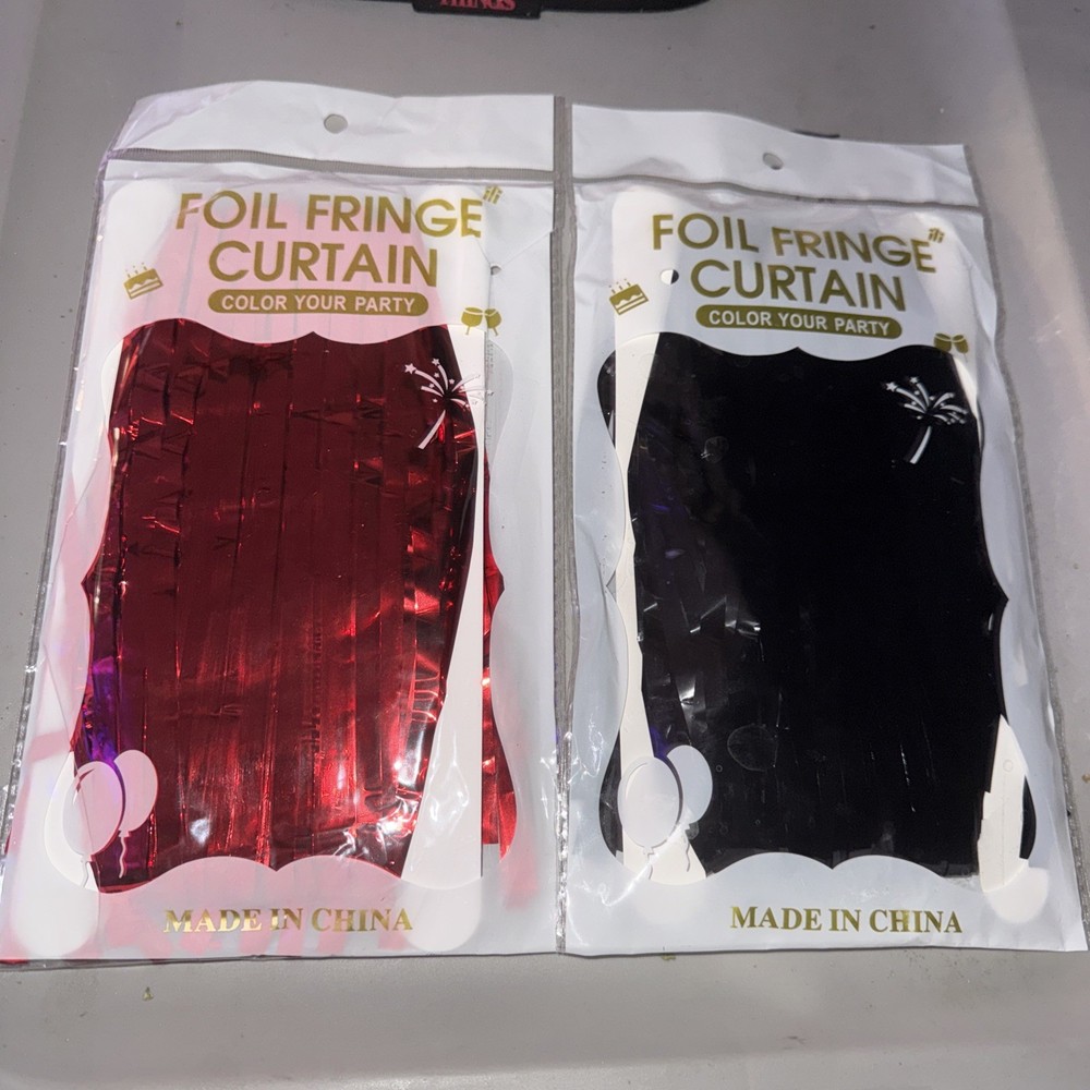 Tinsel Fringe Curtains Metallic RedBlack 2Pac Foil Streamer Backdrop Party Decor