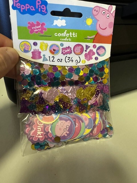 Peppa Pig Confetti Colorful Birthday Decorations Party Supplies NEW!!!