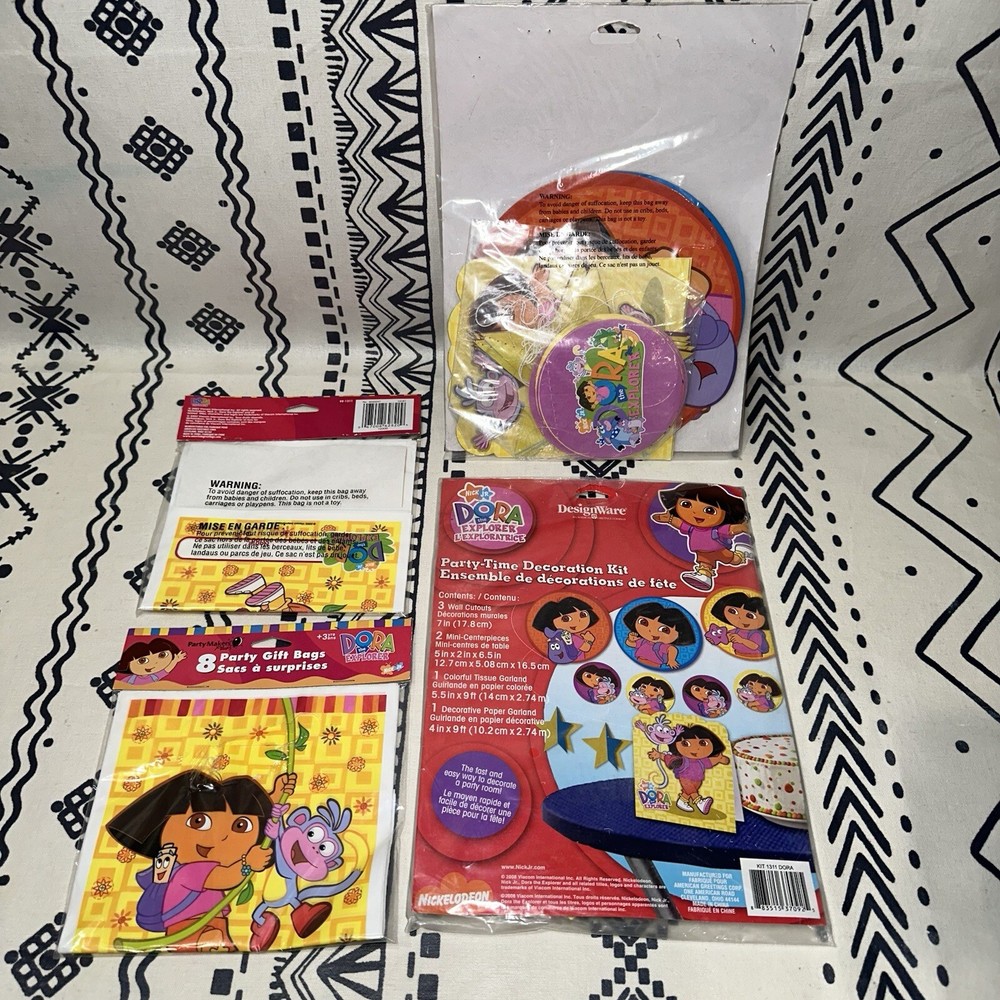 Y2K 2008 Nick Jr Dora The Explorer Party Supplies Kit Sets & Treat Bags