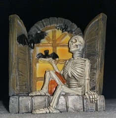 2 pcs Miniature Tombstone Gravestone for Halloween Decor