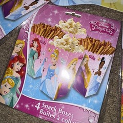 2016/2017 Disney Princess Party Supplies – 16 snack boxes & 12 placemats