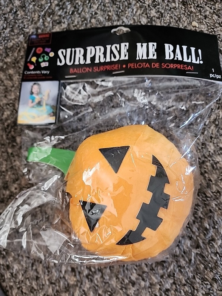 Surprise Me Ball Unravel Orange Pumpkin For a Prize Prizes Vary Halloween