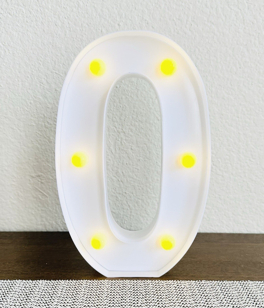 LED Number 0 Lighted Marquee Sign – White with Warm Yellow Bulbs