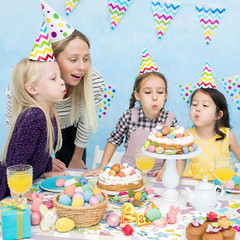 Easter Decorations – Rabbit Eggs Disposable Plastic Tablecloth Rectangular | Eas