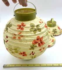 Four Asian Style Paper Hanging Lanterns Battery Operated Floral All Work READ