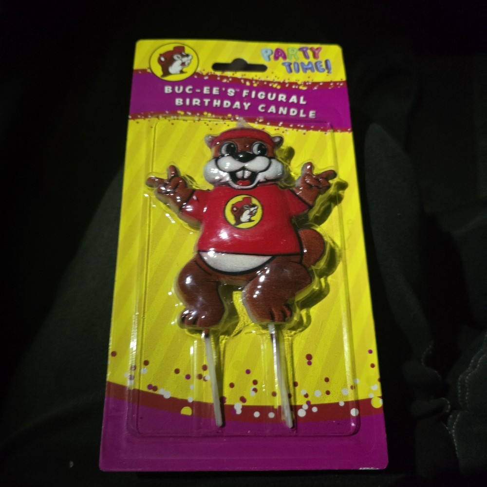 NEW Buc-ee’s Beaver Figural Cake Candle And Mylar Beaver Balloon Bundle