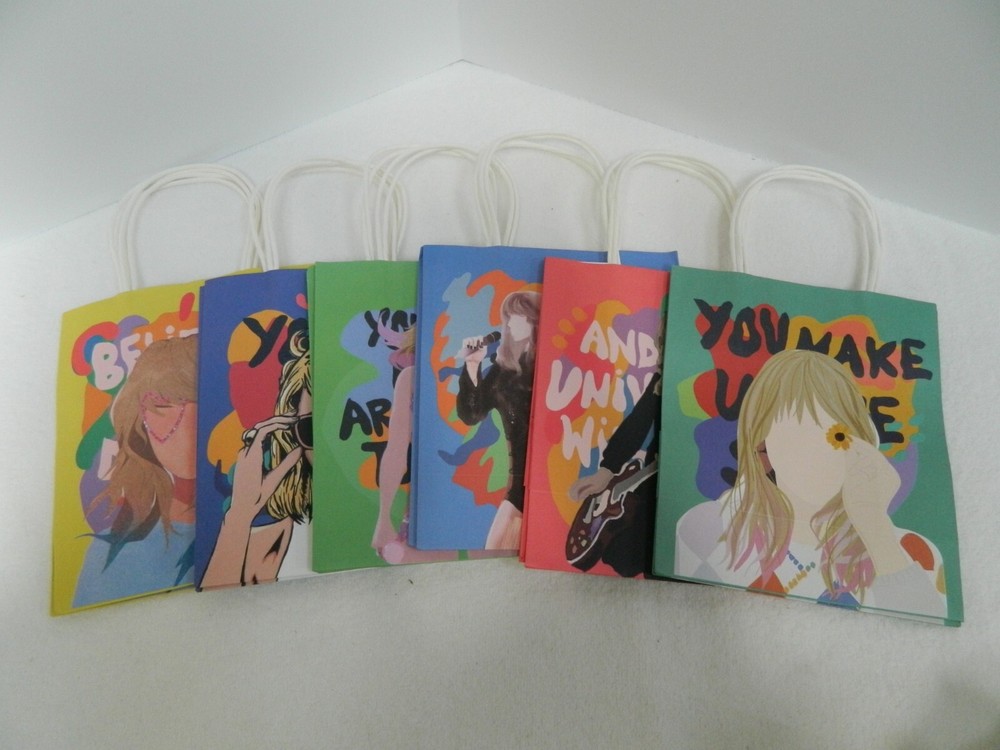 Generic Girl Party Gift Bags – 12 ct