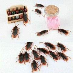 20 Prank Fake Roaches Plastic Cockroaches Creepy Roach Bugs Party Game Toy Gifts