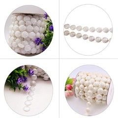 Coastal Seashell Garland with Seaweed & Pearls，This 30-foot ivory shell garland