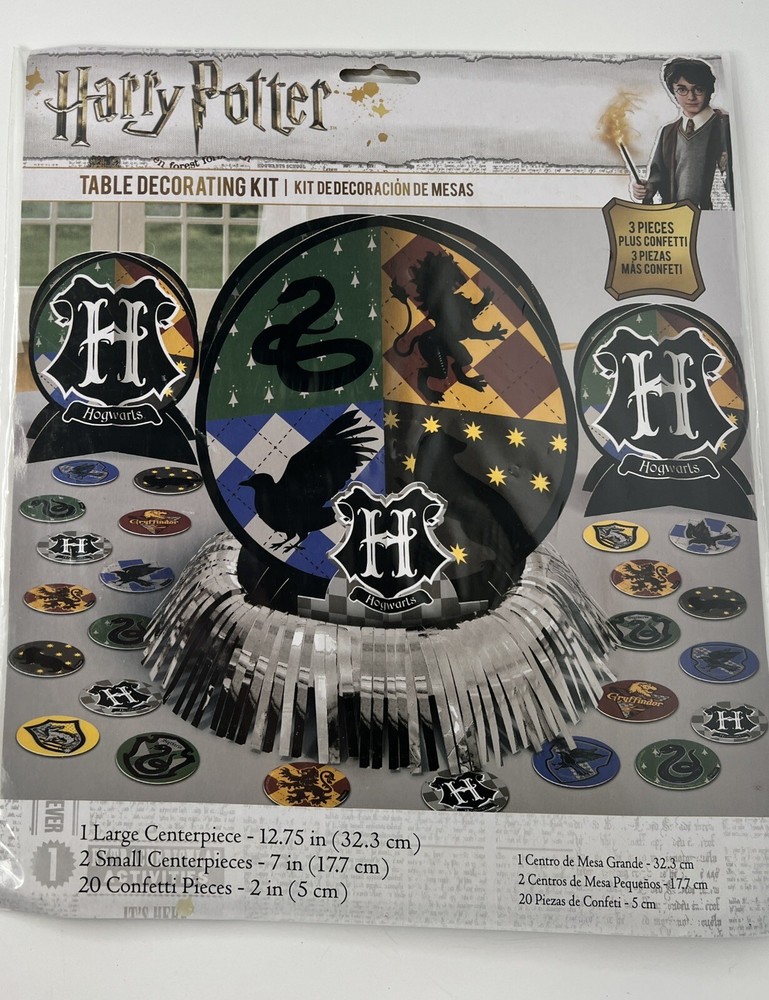 Harry Potter Table Decorating Kit Hogwarts Houses Centerpiece NEW OLD STOCK