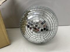 HANGING SILVER DISCO BALL – 15 CM – VGC