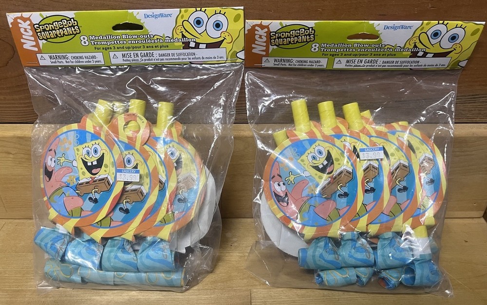 Two Packs 2004 Nickelodeon SpongeBob SquarePants Medallion Blow-outs 16 Total #1