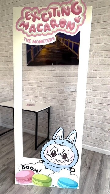 Fun monster Photo Booth, Monster Photo Boot 6ft