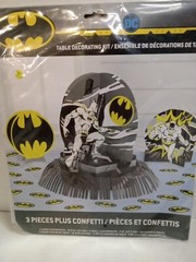 Batman Table Decorating Kit 23 Piece Centerpiece Party Supplies Birthday NEW