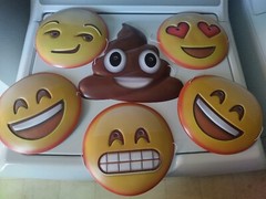PARTY MASK,PLASTIC, SMILEY, AWSOME, SARCASTIC & TURD FACE Thin light plastic