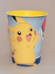 Nintendo Pokémon Pikachu Kids Birthday Party Supplies Set – Brand New Sealed