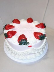 Strawberry Shortcake Birthday Pink Heart Vintage Buttercream Fake Cake Decor