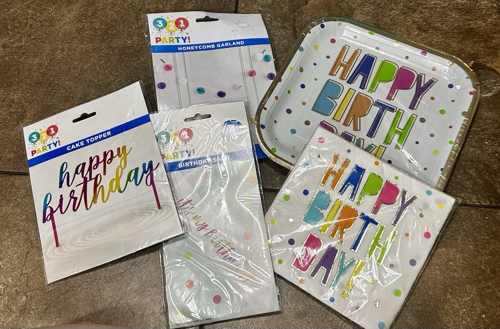 3 2 1 PARTY! Party Bundle Set Of 5 Items For Your Next Party Occasion Read Dis