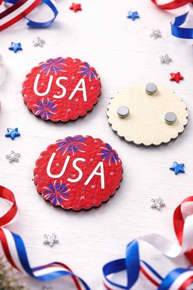 Patriotic Star Party Decorations Red White Blue July 4th Round Magnet Set