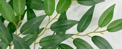 Artificial Italian Ruscus Vines, 3Pcs/75 Silk Vine Garland with Green Leaves,