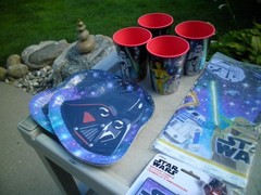 Star Wars Party Bundle – Candles, Cups, Plates, Napkins, Table Cloth, Balloons