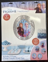 Disney Frozen 2 Glitter Wall Frame With Cutouts Decoration Kit – Pack of 7 – Ado