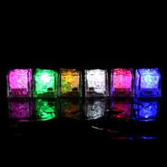 Liquid Flashing Blinking Glowing Light up Ice Cubes for Bar