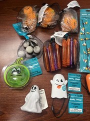 Halloween assorted party favours 15 piece of