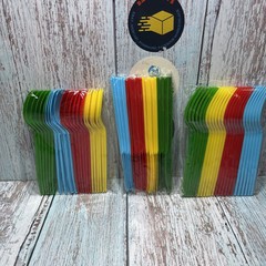 194 Pc.Building Block Table Ware And Backdrop.NIB.Ships Within 24 Hours.Vibrant