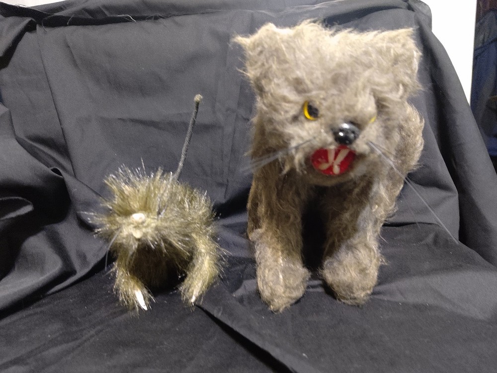 Zombie Cat & Mouse Halloween Decoration Prop Gory Blood Skeleton Full Size Furry