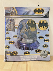 Marvel DC Super Hero Birthday Party Decorations 33 Pieces + Confetti