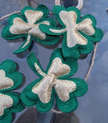 LOT ST PATRICK’S PARTY BANNERS GARLAND SHAMROCKS CLOVERLEAFS DECOR NECKLACES