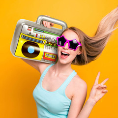 3PCS Inflatable Boombox and Mobile Phone – 80S 90S Party Supplies Decorations Co