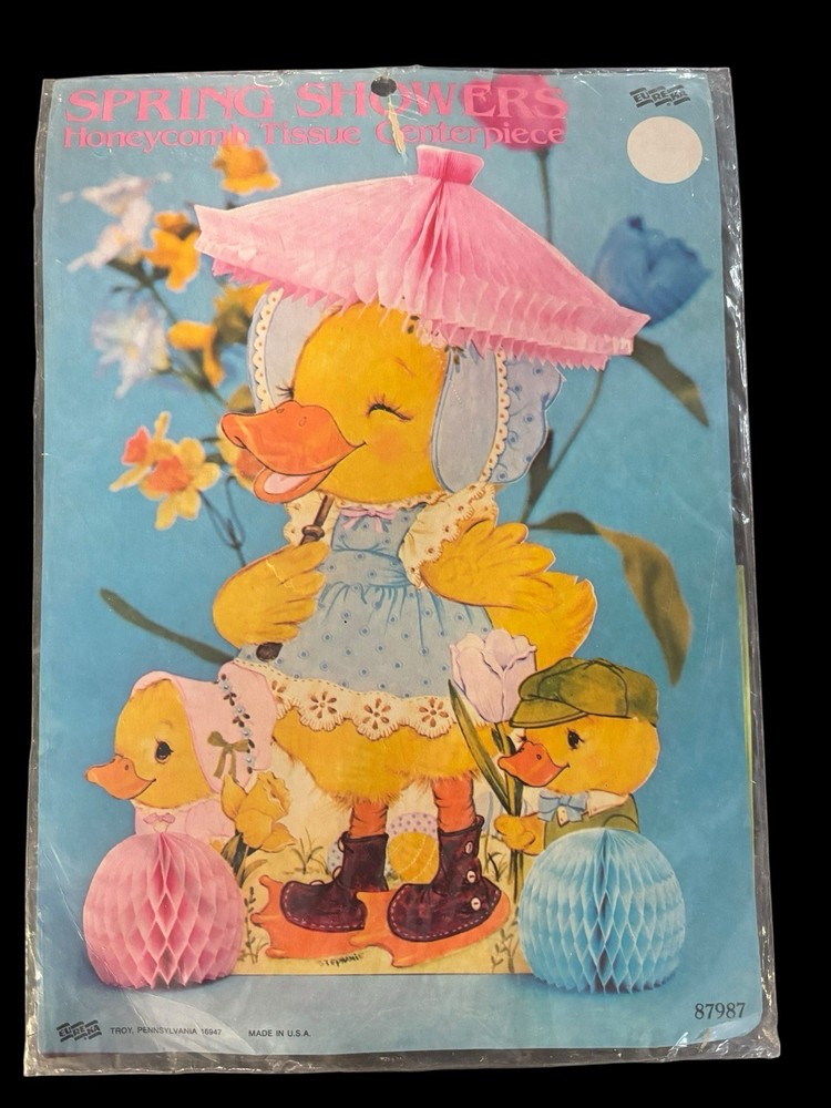 Vintage Eureka “Spring Showers” Honeycomb Tissue Centerpiece model 87987