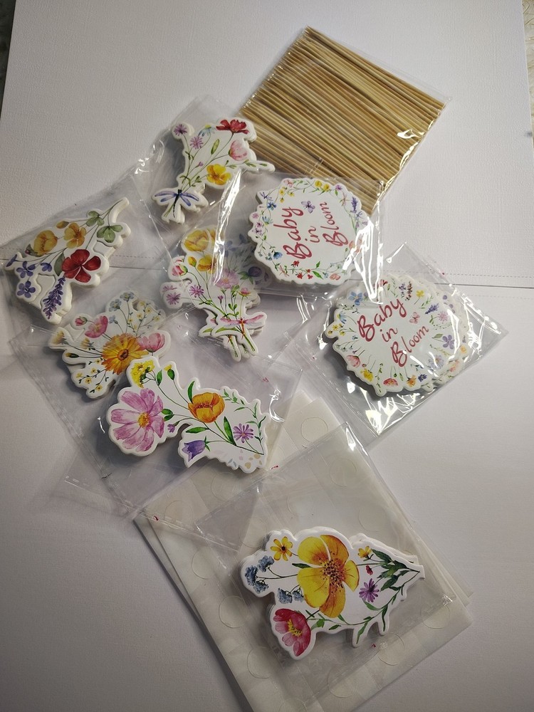 80 Baby In Bloom Cake Decorations