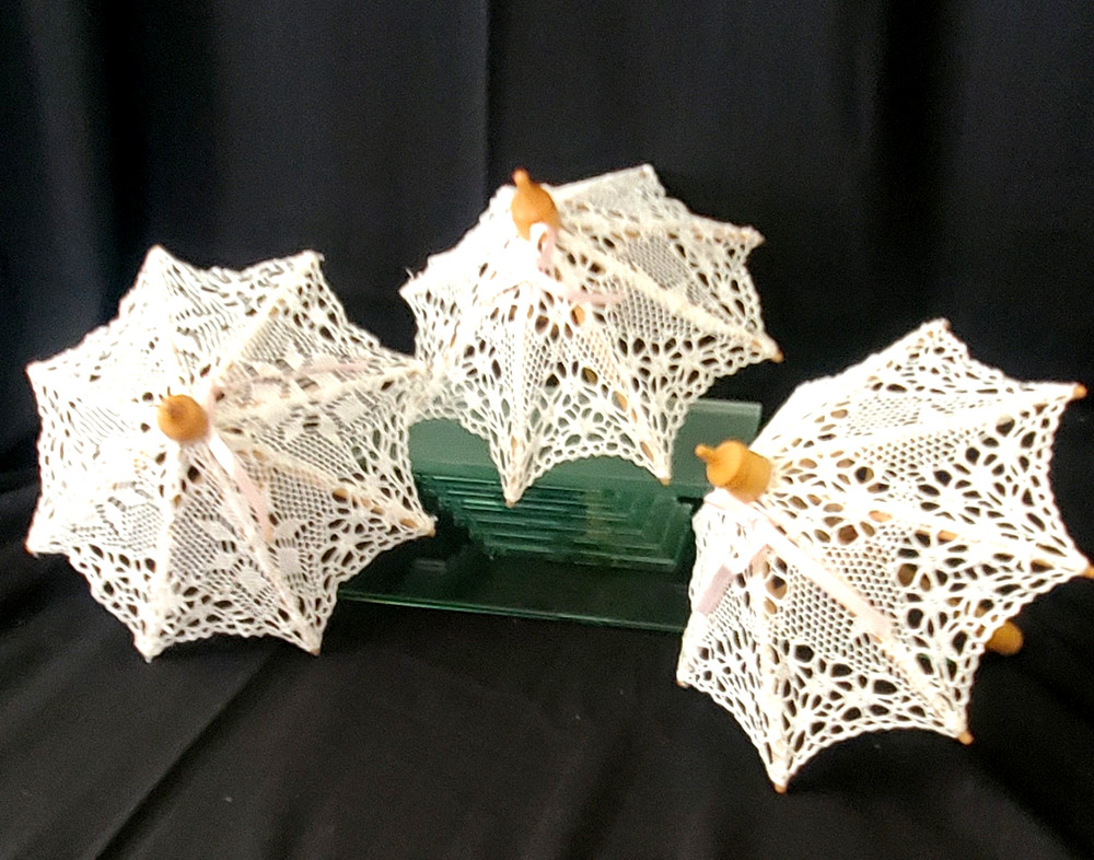 WHITE ASSTD BATTENBURG + OTHER LACE MINI PARASOL PARTY/SHOWER FAVORS – LOT OF 12