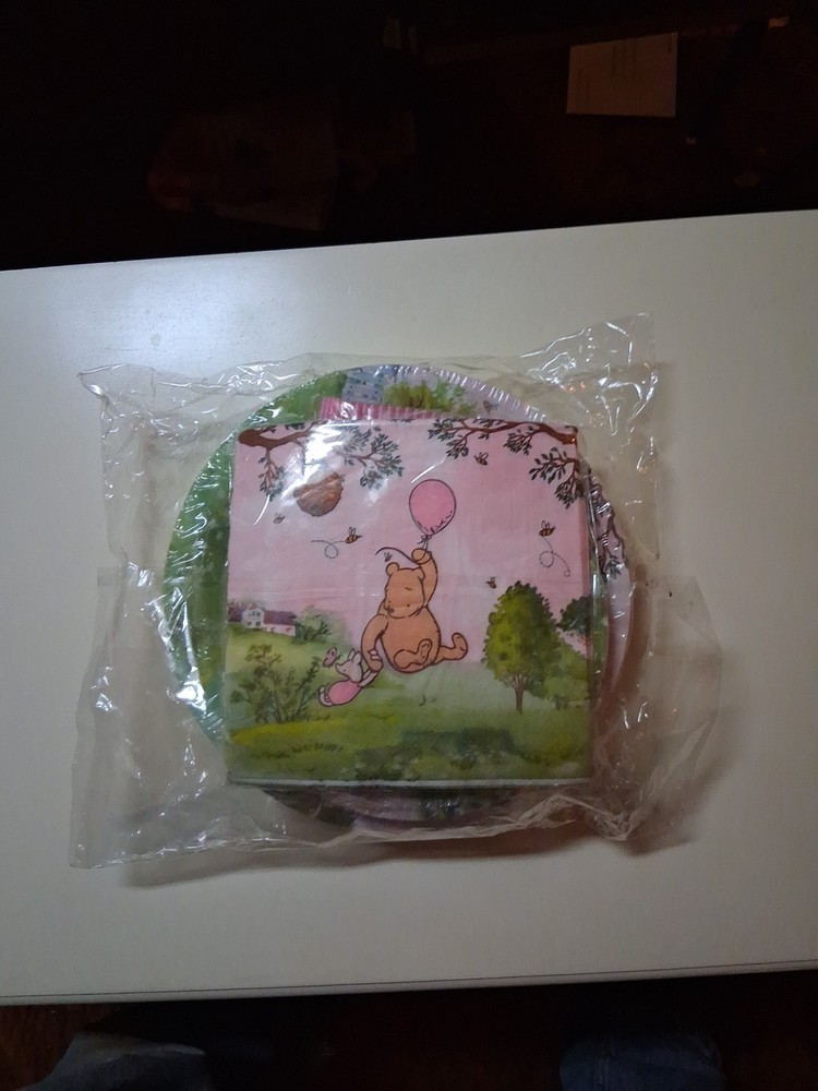 96 Pcs Classic Poo Birthday Party Favor