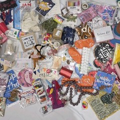 Huge 75 PIECE PARTY SUPPLY LOT ASSORTED NEW BALLOONS DECORATING PARTY FAVORS