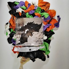 159‑PC Halloween Balloon Kit – Bat Balloon, Tape, Glue, Tie Tool & Instructions