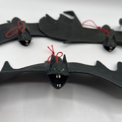 Halloween Hanging Bats Spooky Black Rubber Decor Party Lot Of 6